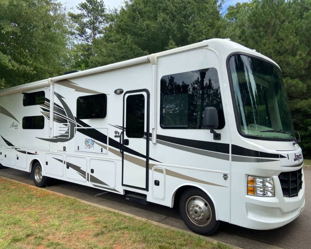 2018 Class A RV for Rent in Rolesville, North Carolina
