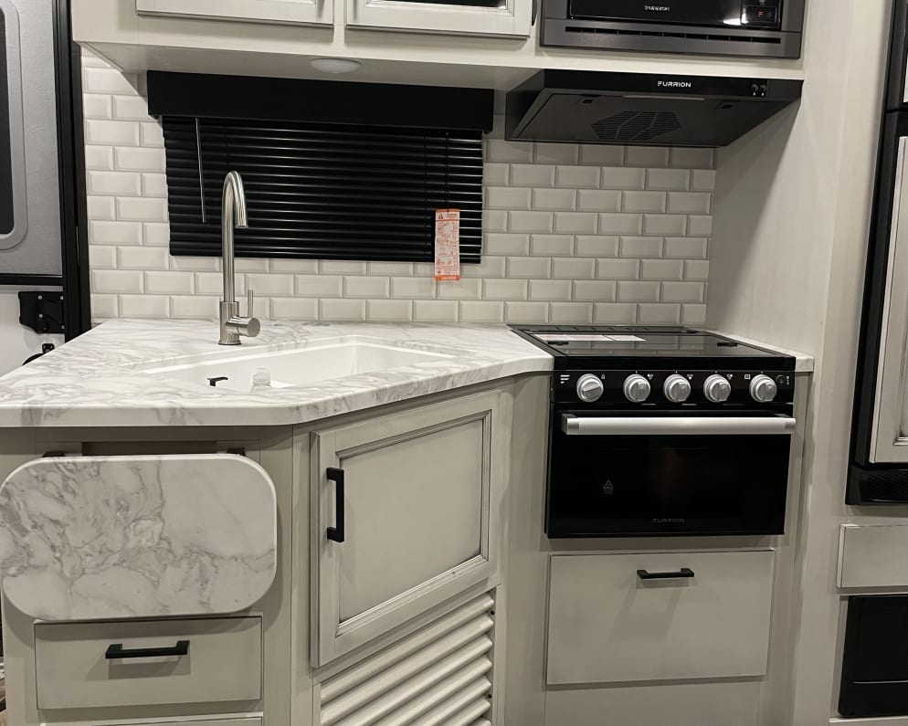 2022 Jayco Jay Feather available for rent in Marble Falls Texas