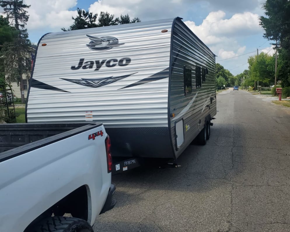 2021 Truck Camper RV for Rent in INDIANAPOLIS, Indiana