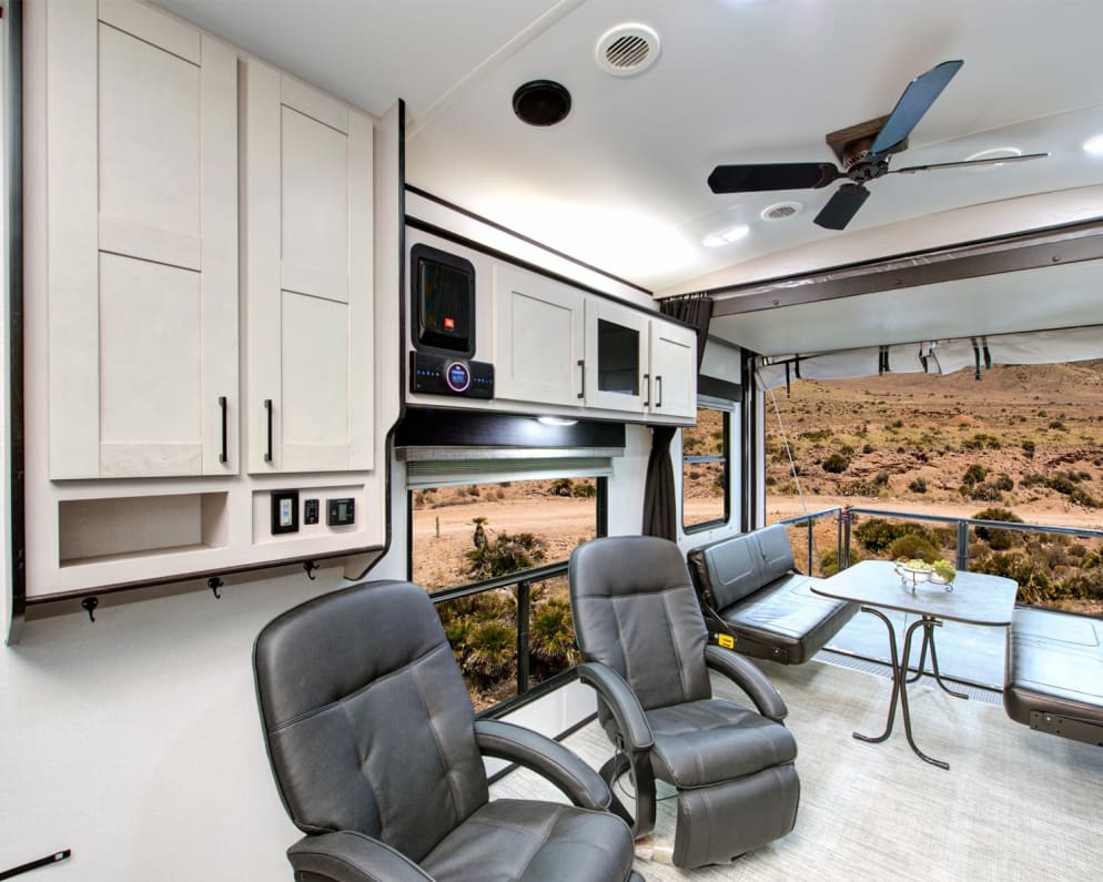 2022 Toy Hauler RV for Rent in Moses Lake, Washington