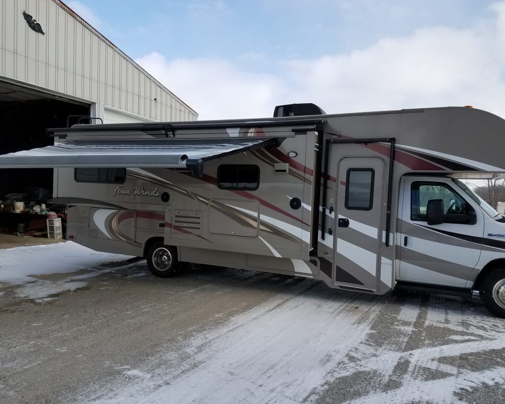 2016 Thor Motor Coach Four Winds