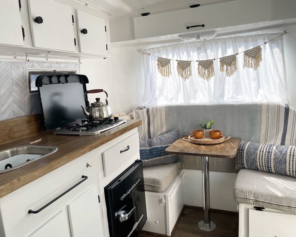 1979 Scamp 13' Travel Trailer for rent in San Diego California