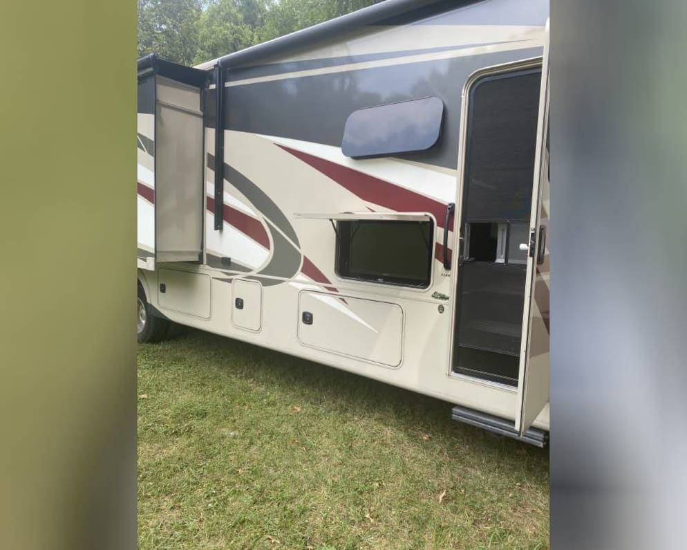 2019 Mirada A-Class  by Coachmen for rent in 20902