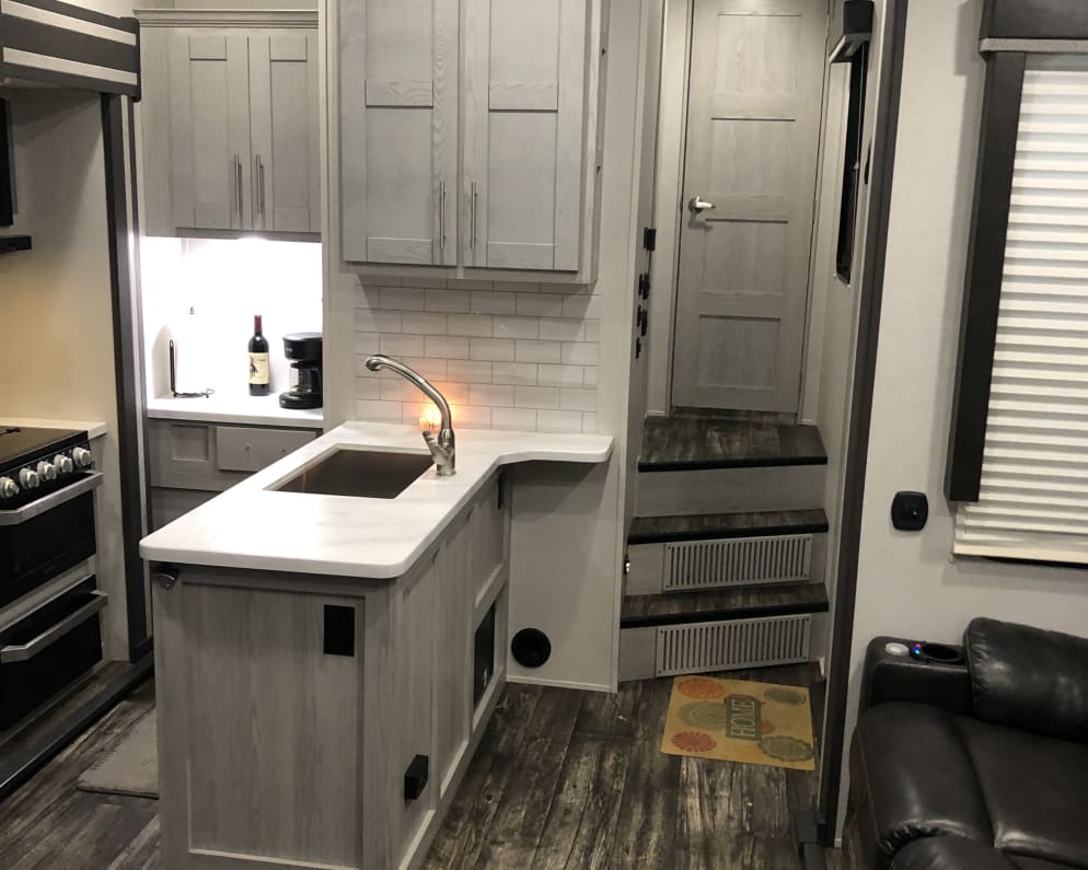 2021 Fuzion  by Keystone for rent in 80022