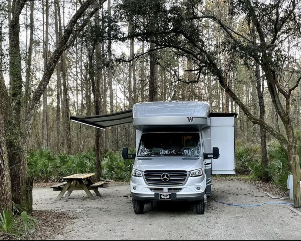 2022 Winnebago View available for rent in Los Angeles California