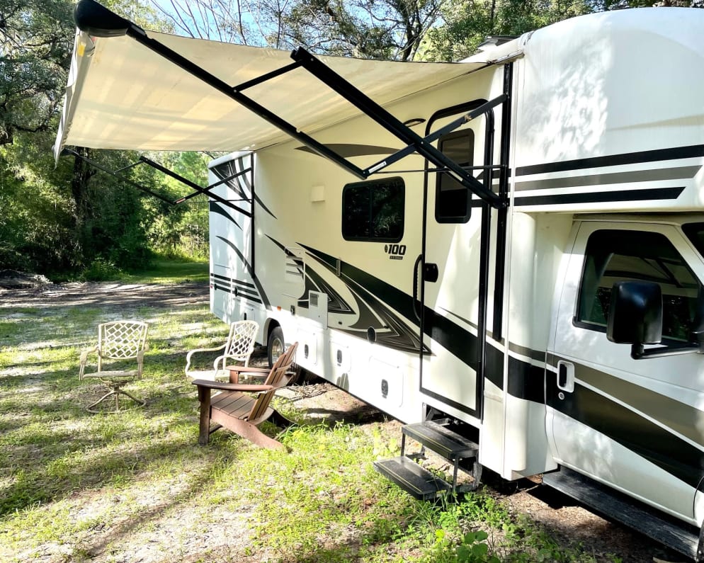 2018 Class C RV for Rent in Brooksville, Florida