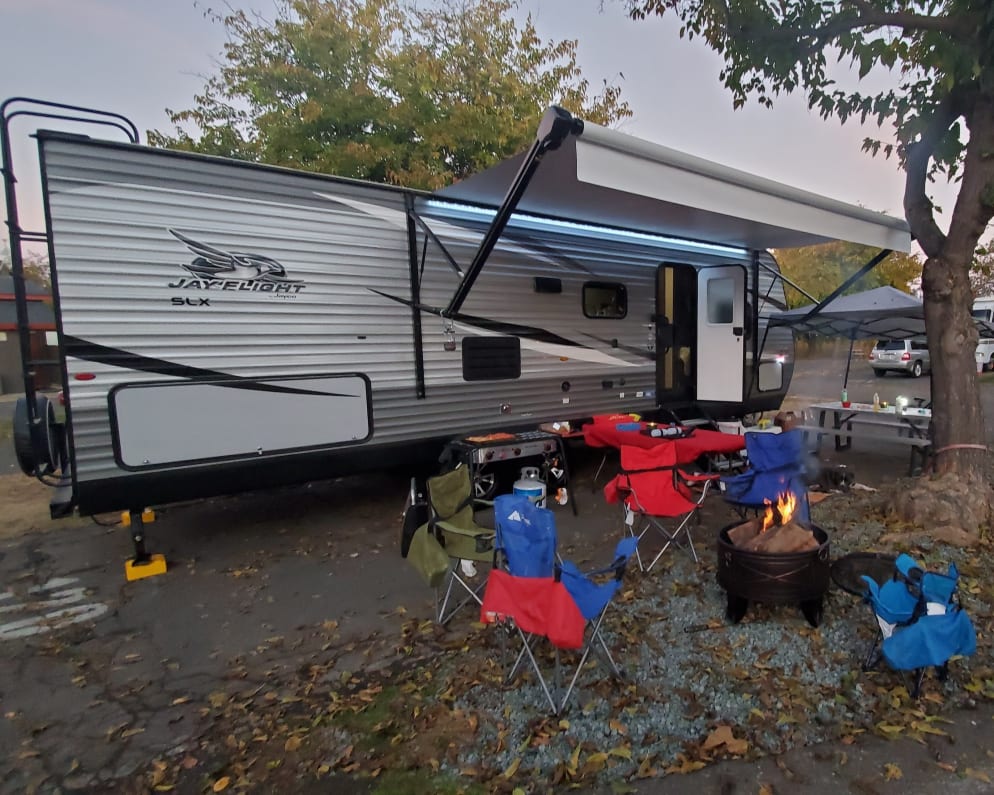 Travel Trailer RV for Rent in Oak Ridge, Tennessee