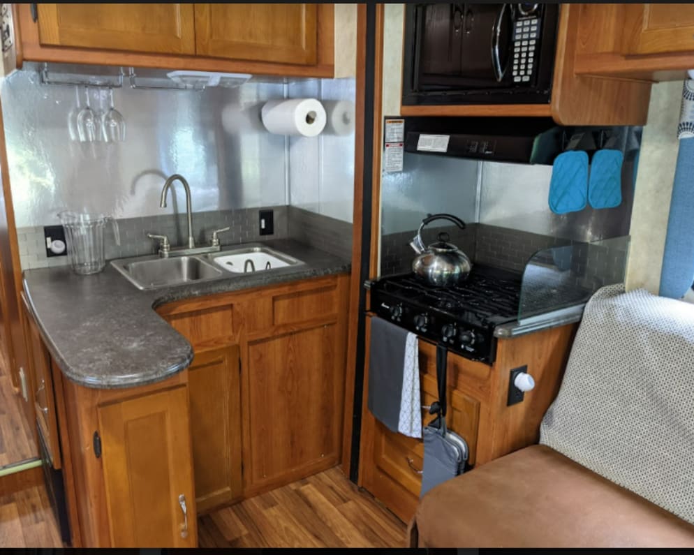 2011 Forest River Coachmen Freelander available for rent in VIRGINIA BEACH Virginia