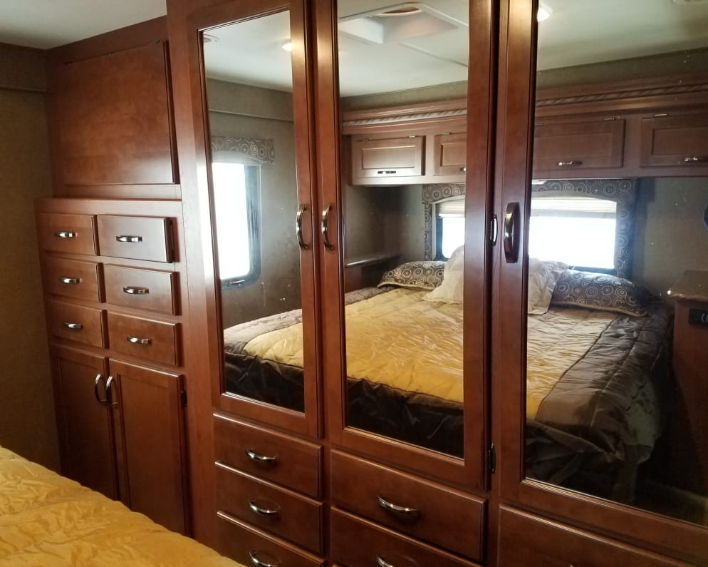 2016 Thor Motor Coach Four Winds available for rent in La Porte Indiana