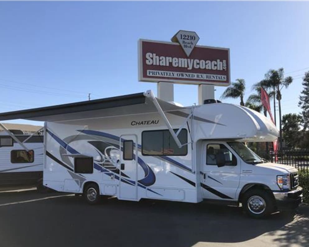 2022 Class C RV for Rent in Stanton, California