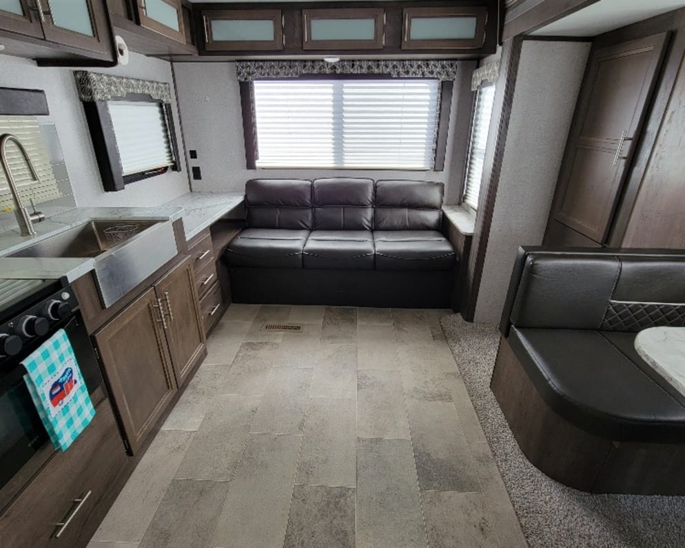 Travel Trailer RV for Rent in Pavo,