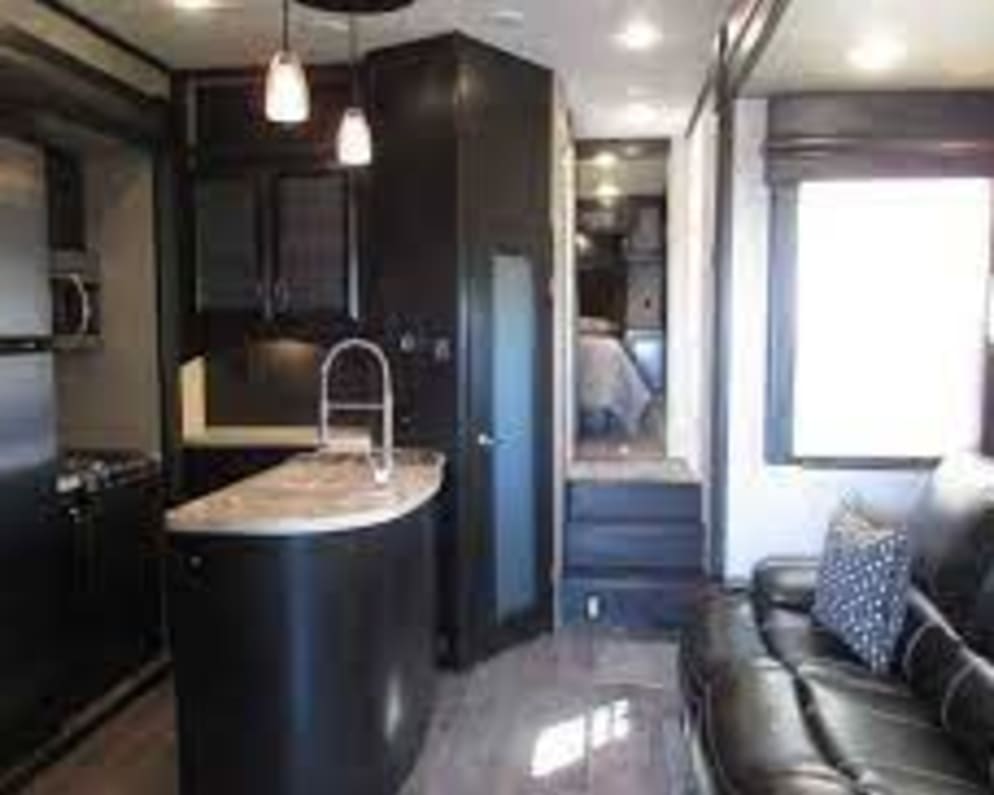 2018 Travel Trailer RV for Rent in Peoria, Arizona