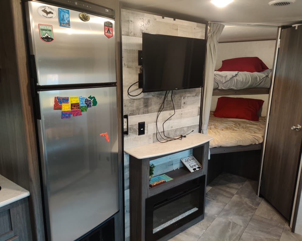2021 Kodiak  by Dutchmen for rent in 55320