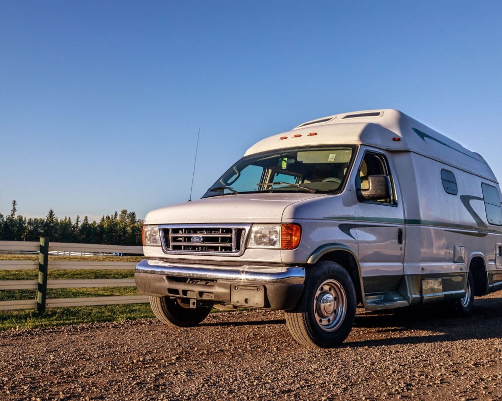2006 Ford FordE350 available for rent in Edmonton Alberta