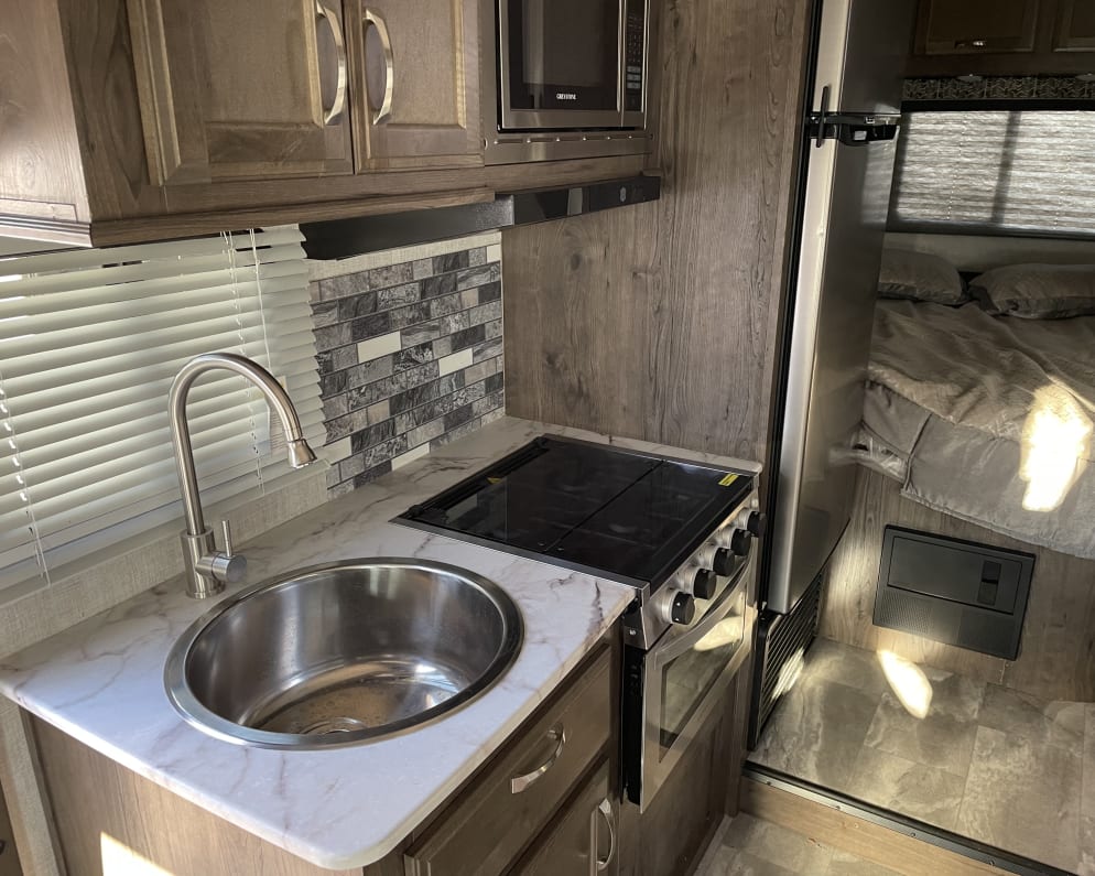 2021 Class C RV for Rent in Picayune, Mississippi