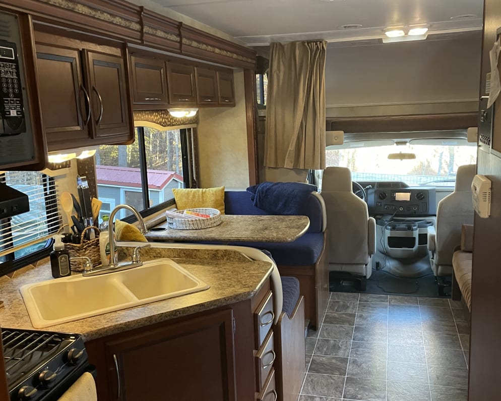 2013 Freedom Elite  by Thor for rent in 30132