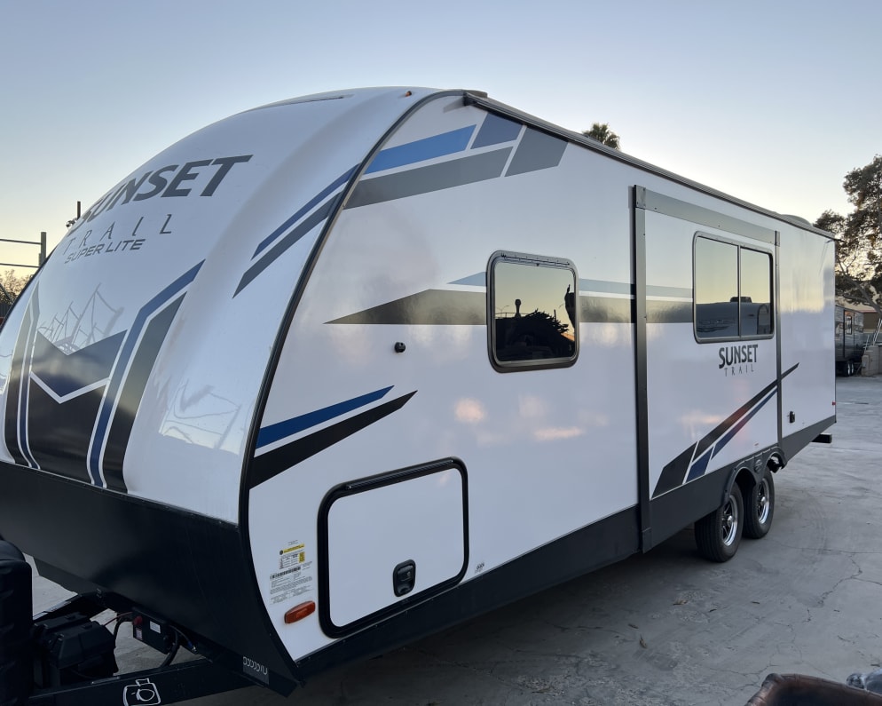 2021 Crossroads Sunset Trail Travel Trailer for rent in Oxnard California