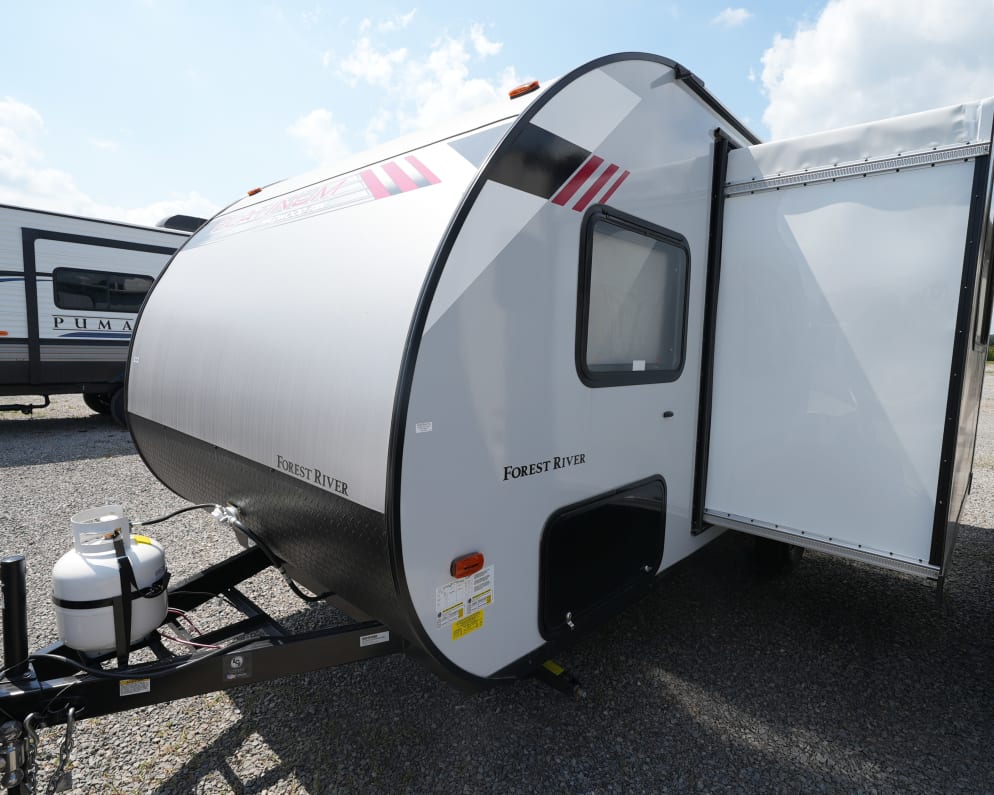 Light Weight Bunkhouse trailer