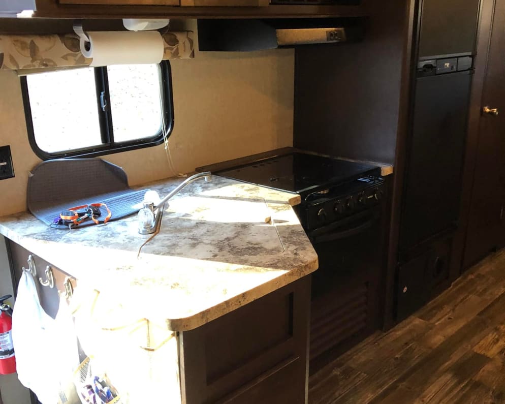 2015 Travel Trailer RV for Rent in CAMDENTON, MO