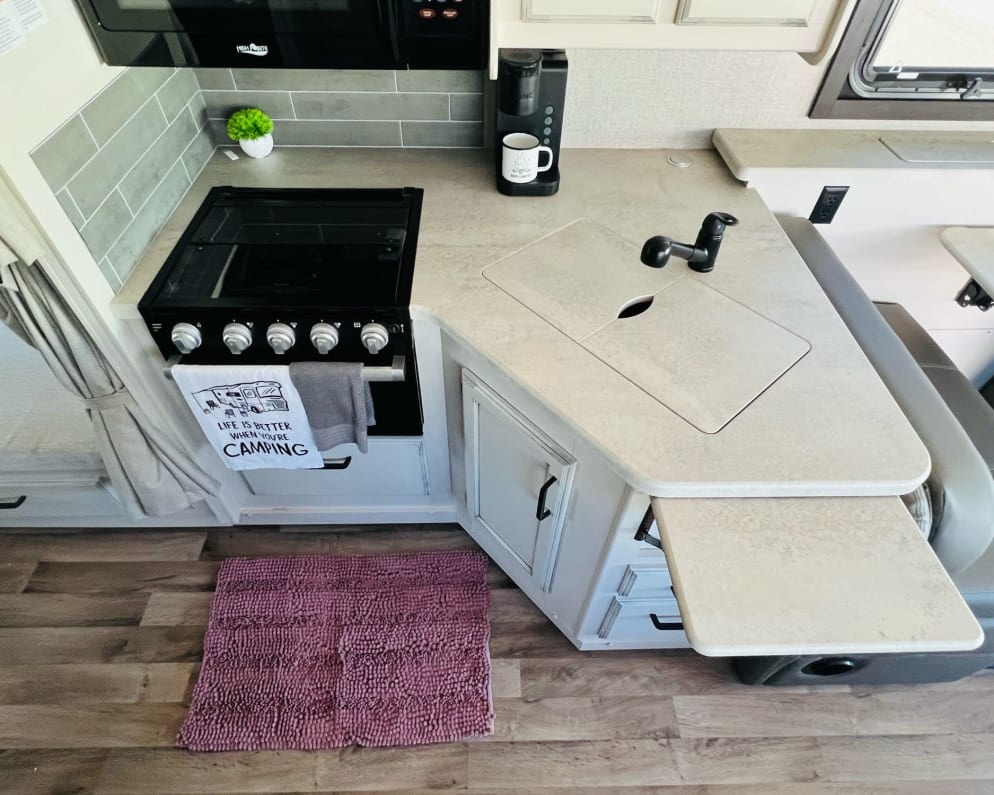 2021 Alante  by Jayco for rent in 33983