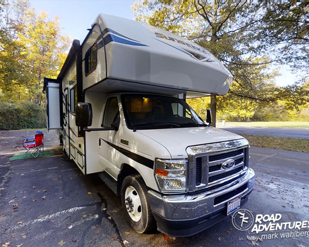 2022 Sunseeker  by Forest River for rent in 44055