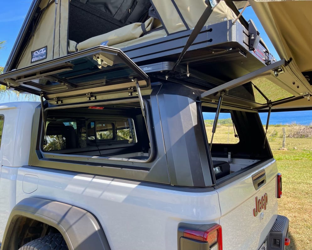 2021 Jeep Gladiator Truck Camper for rent in Kihei Hawaii