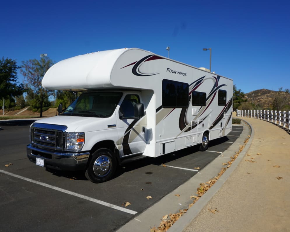 2020 Thor Four Winds Class C for rent in Murrieta California