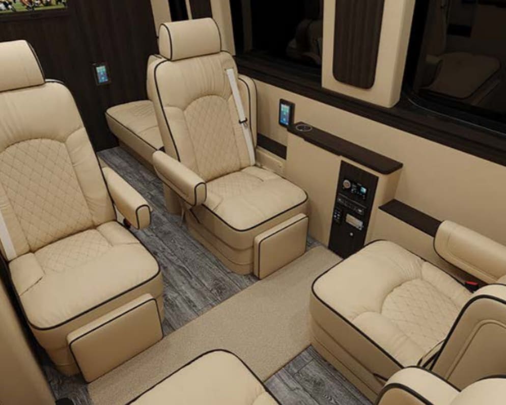 2022 Ultimate Toys Ultimate Coach available for rent in Lewisville Texas