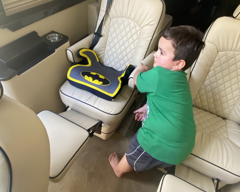 2022 Ultimate Toys Ultimate Coach Class B for rent in Lewisville Texas