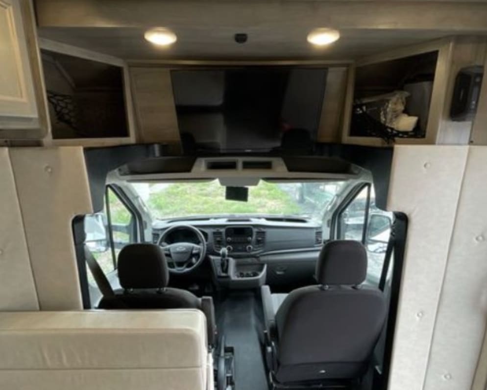 2022 Class C RV for Rent in Bigfork, Montana