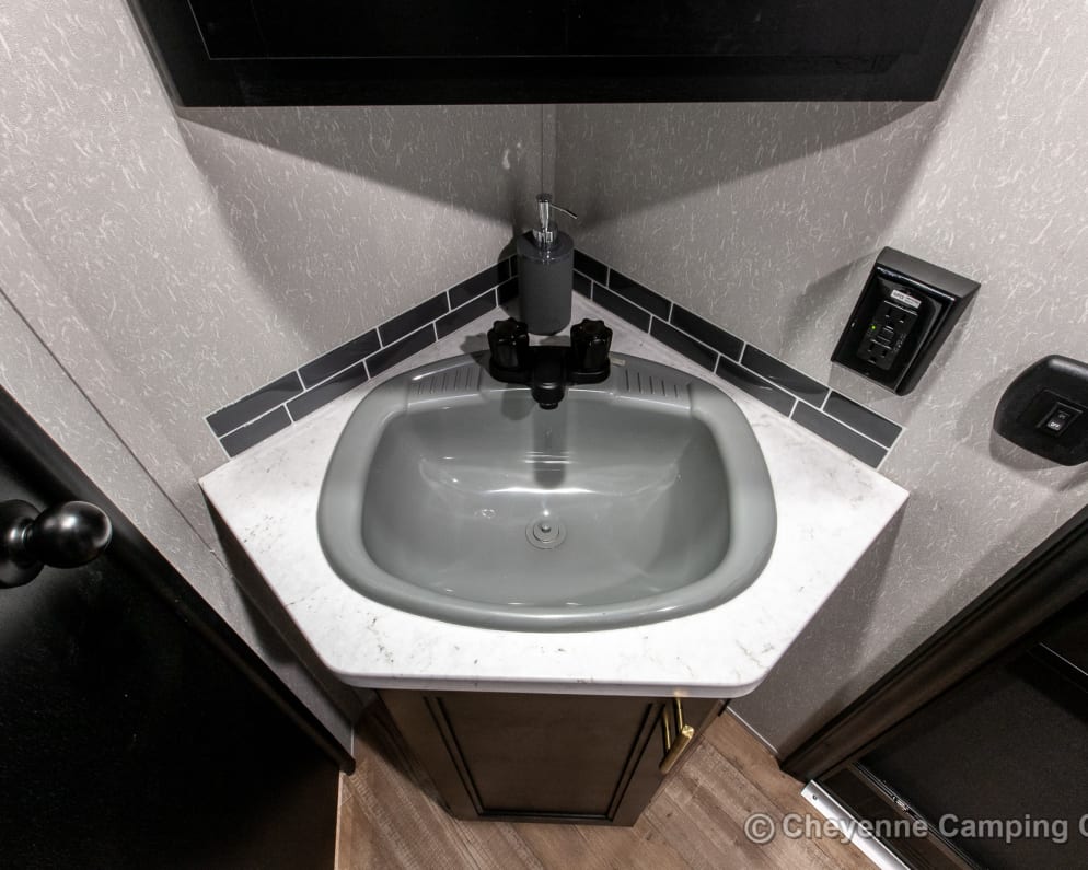 2021 Travel Trailer RV for Rent in Midlothian, VA