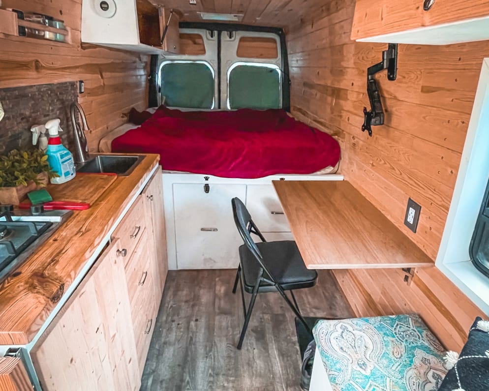 2008 Mercedes-Benz sprinter available for rent in Miami Florida