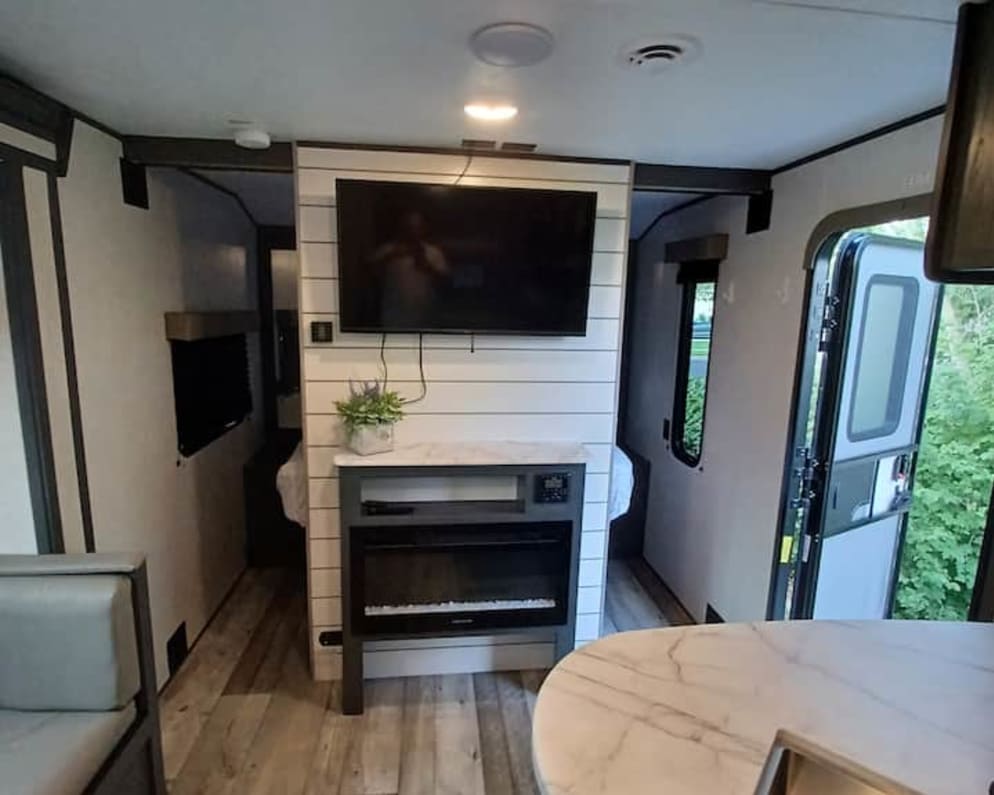 2021 Dutchmen Aspen Trail available for rent in Brigham City Utah