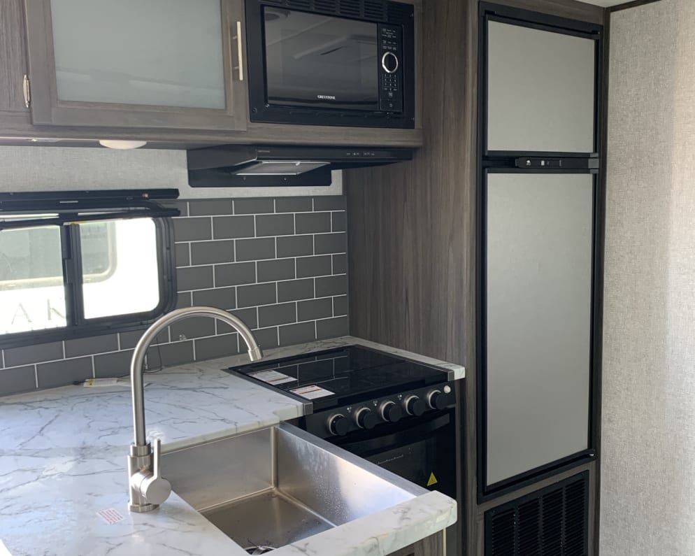 2021 Dutchmen Kodiak Ultra Lite Travel Trailer for rent in Manson Washington