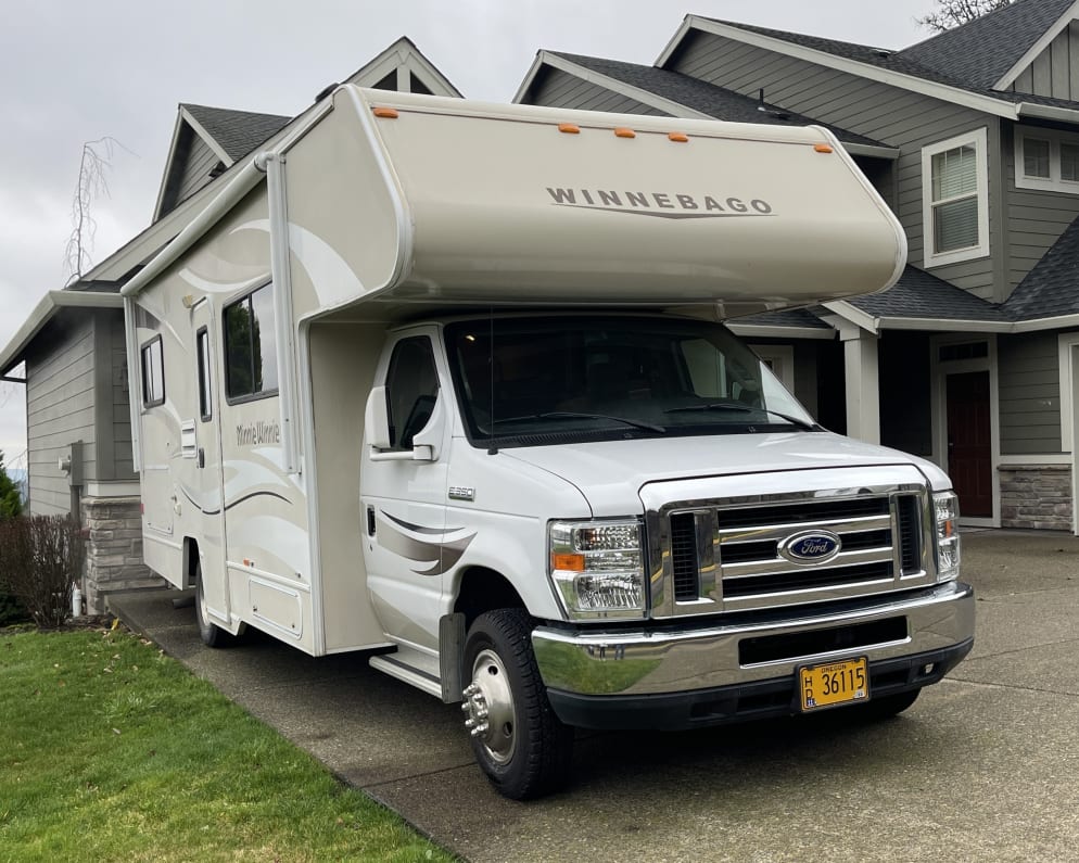 2015 Class C RV for Rent in Tigard, Oregon - RVUSA.com