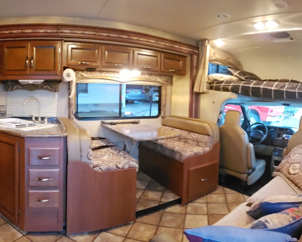 2015 Four Winds  by Thor for rent in 83704