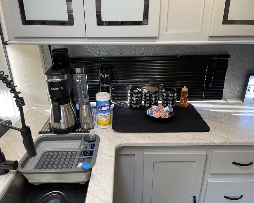 2022 Vibe Travel Trailer  by Forest River for rent in 65616