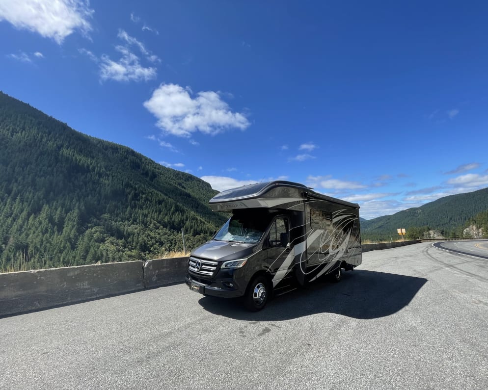 2021 Class C RV for Rent in Sherwood, Oregon