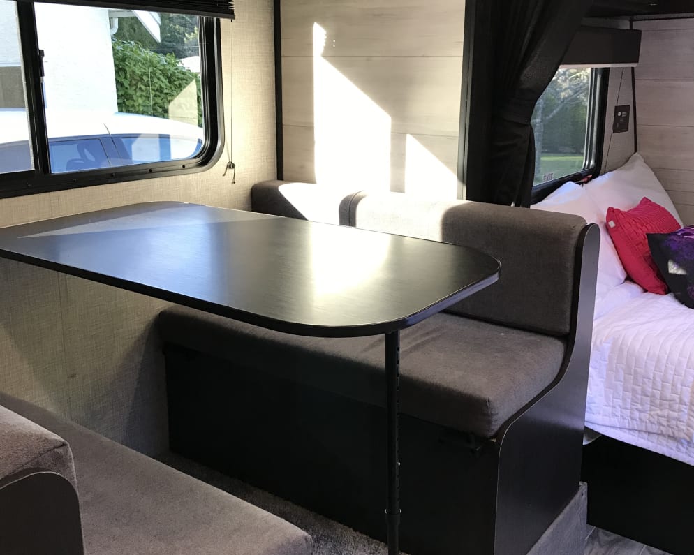 2022 Jayco Jay Flight Travel Trailer for rent in Lantzville British Columbia