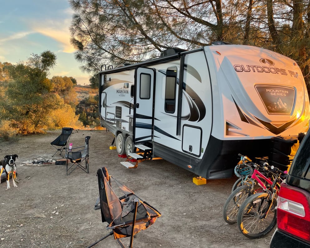 2022 Outdoors RV 23DBS