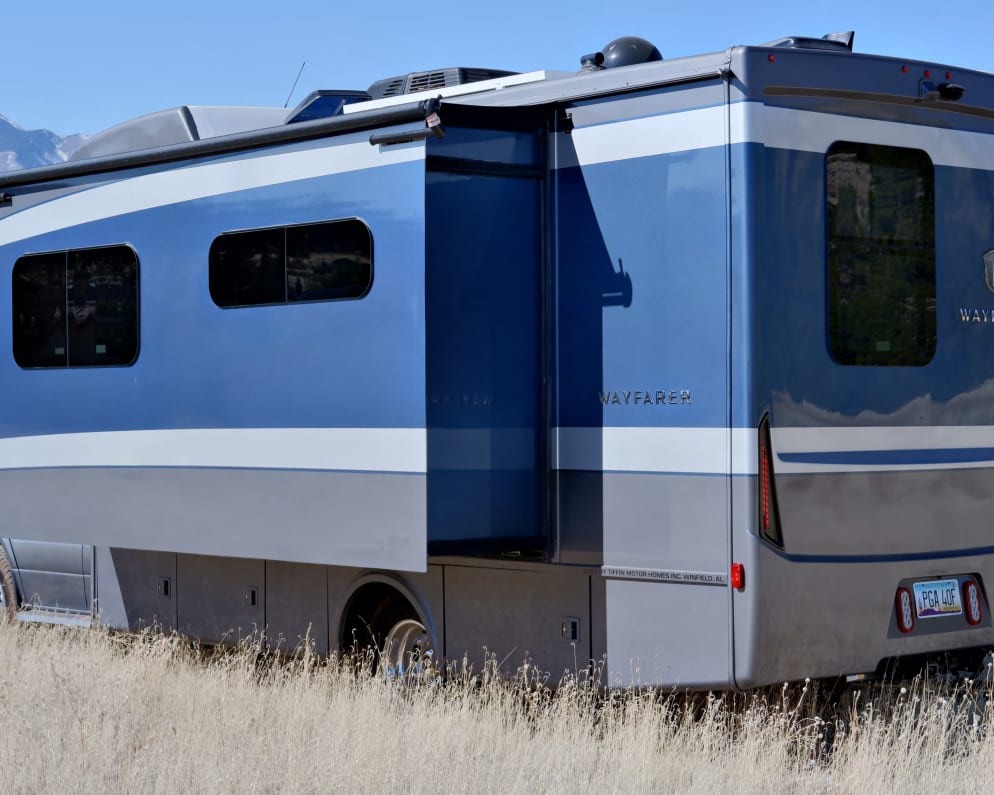 2022 Wayfarer  by Tiffin for rent in 86004