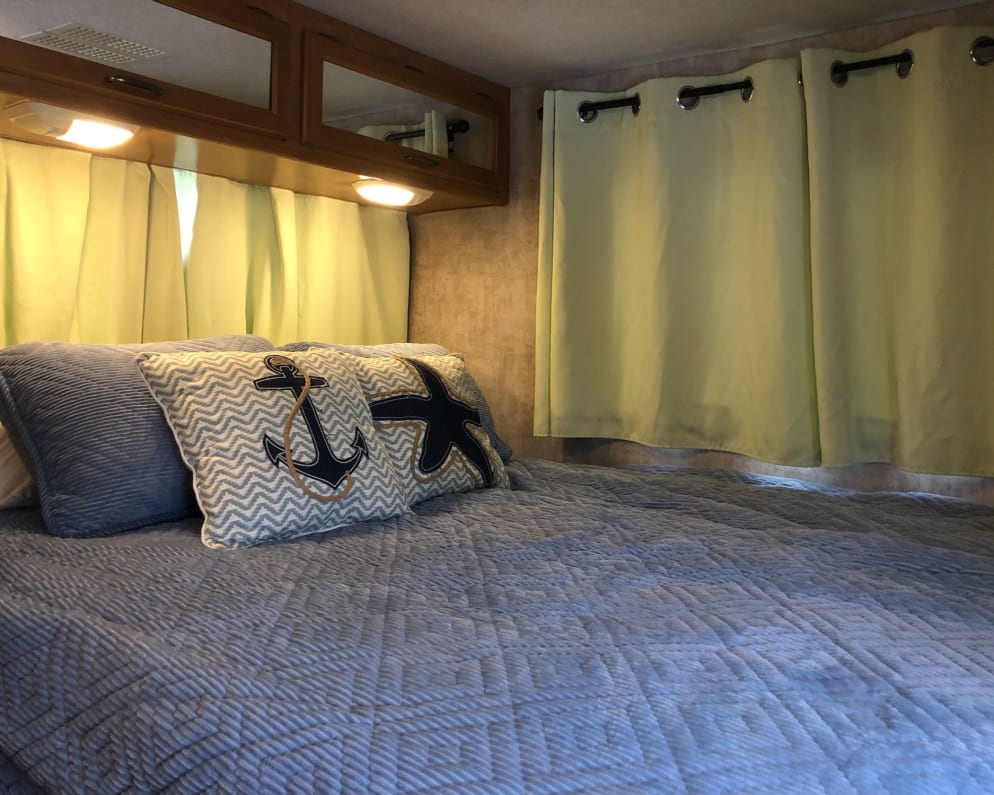 2007 Other  by Fleetwood for rent in 97027