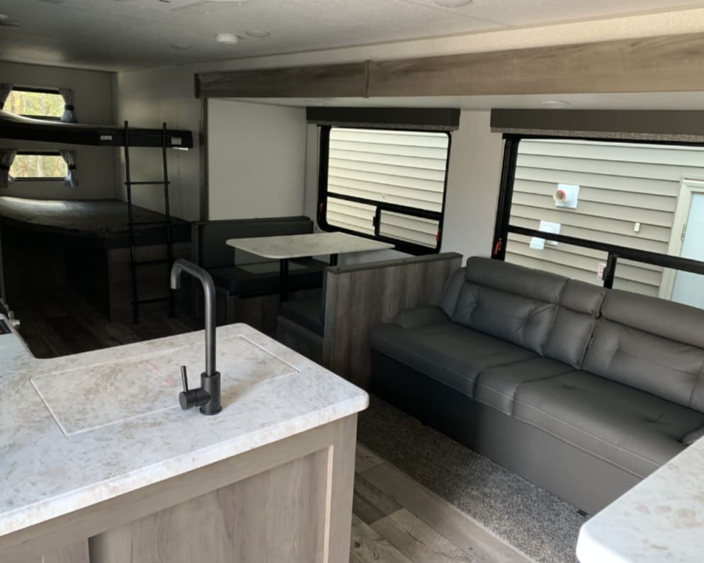 2021 sportsman  by kz for rent in 04412