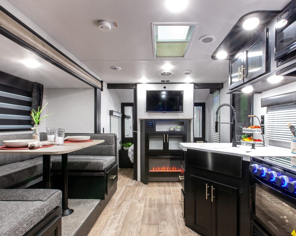 Travel Trailer RV for Rent in Ponca City, Oklahoma