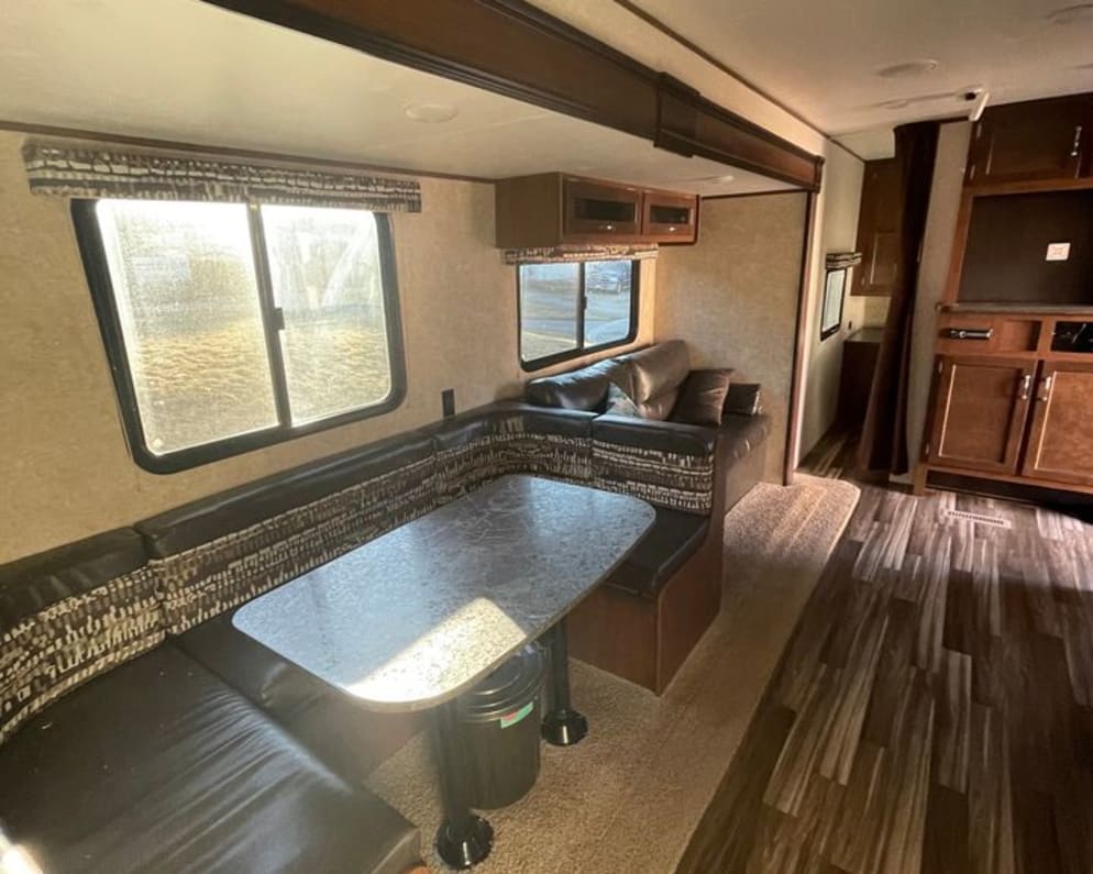 2017 32 BHS  by Jayco for rent in V0E1V0