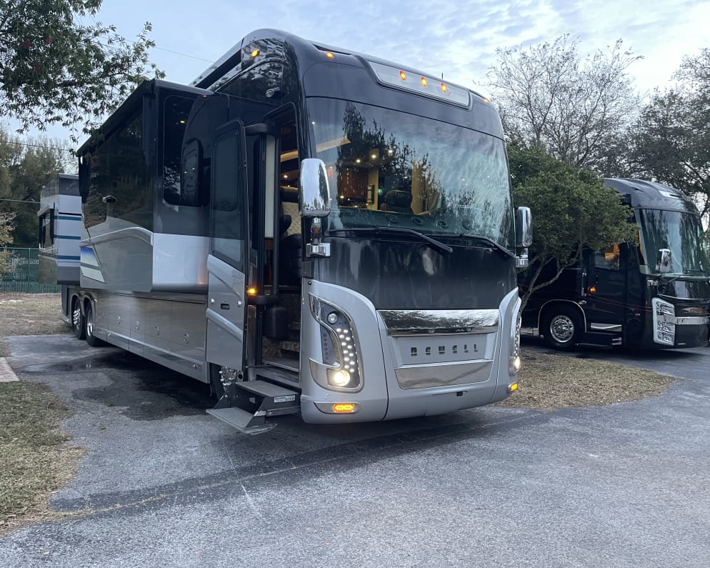 2014 Class A RV for Rent in Irmo, South Carolina