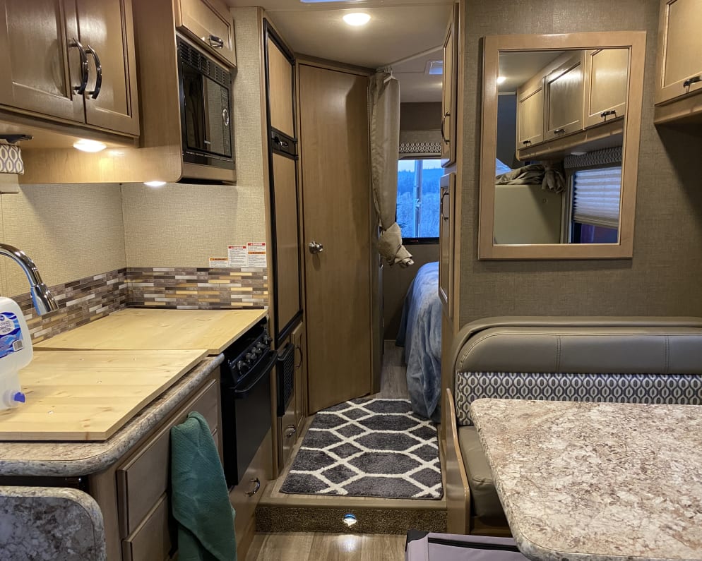 2017 Thor Freedom Elite Class C for rent in Roseville California