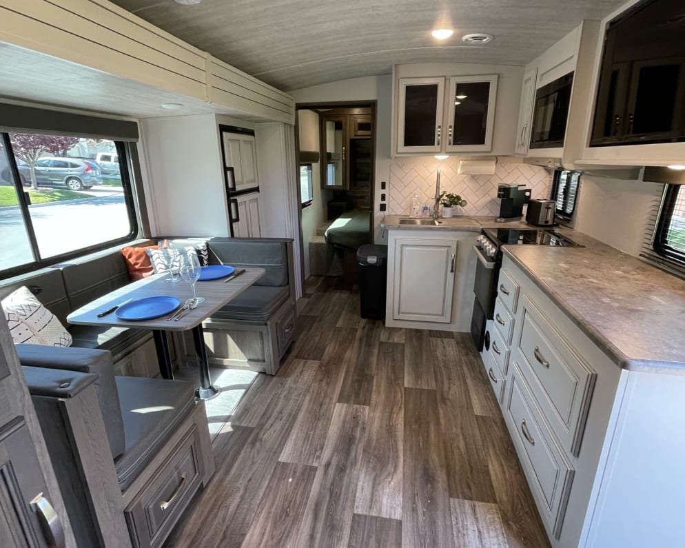 2022 Keystone Cougar 25DBSWE Travel Trailer for rent in Salinas California