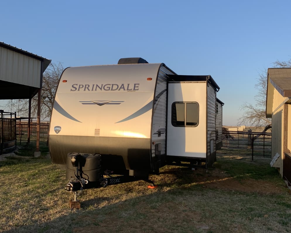 2020 Travel Trailer RV for Rent in Burleson, Texas