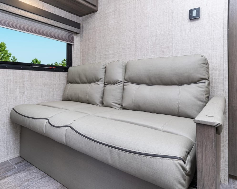 2022 26BHG  by Gulfstream for rent in L9W 5B8